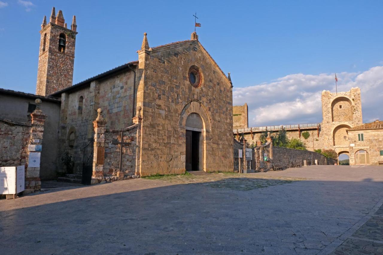 Rooms And Wine Al Castello Monteriggioni Exteriér fotografie