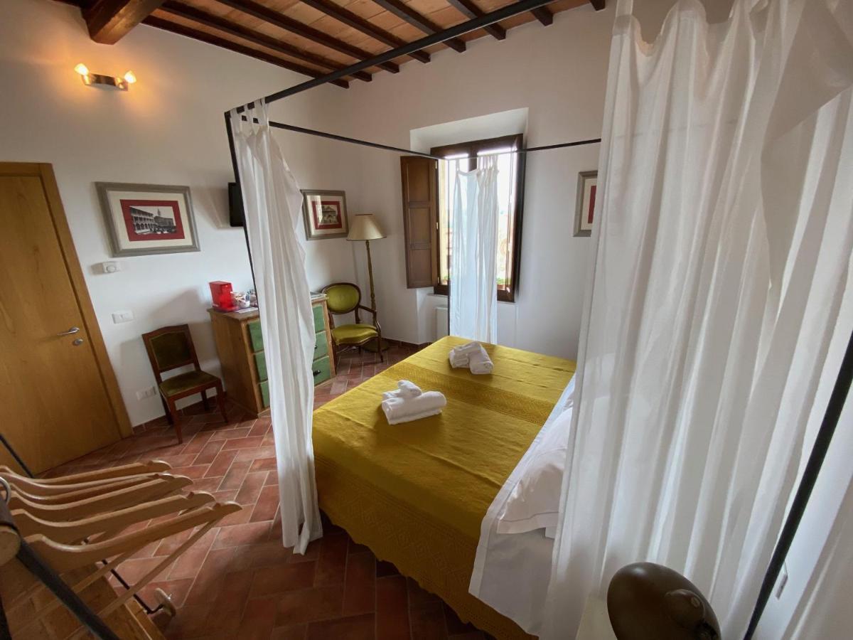 Rooms And Wine Al Castello Monteriggioni Exteriér fotografie