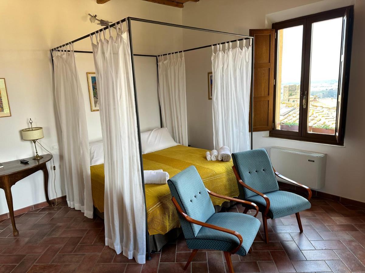 Rooms And Wine Al Castello Monteriggioni Exteriér fotografie