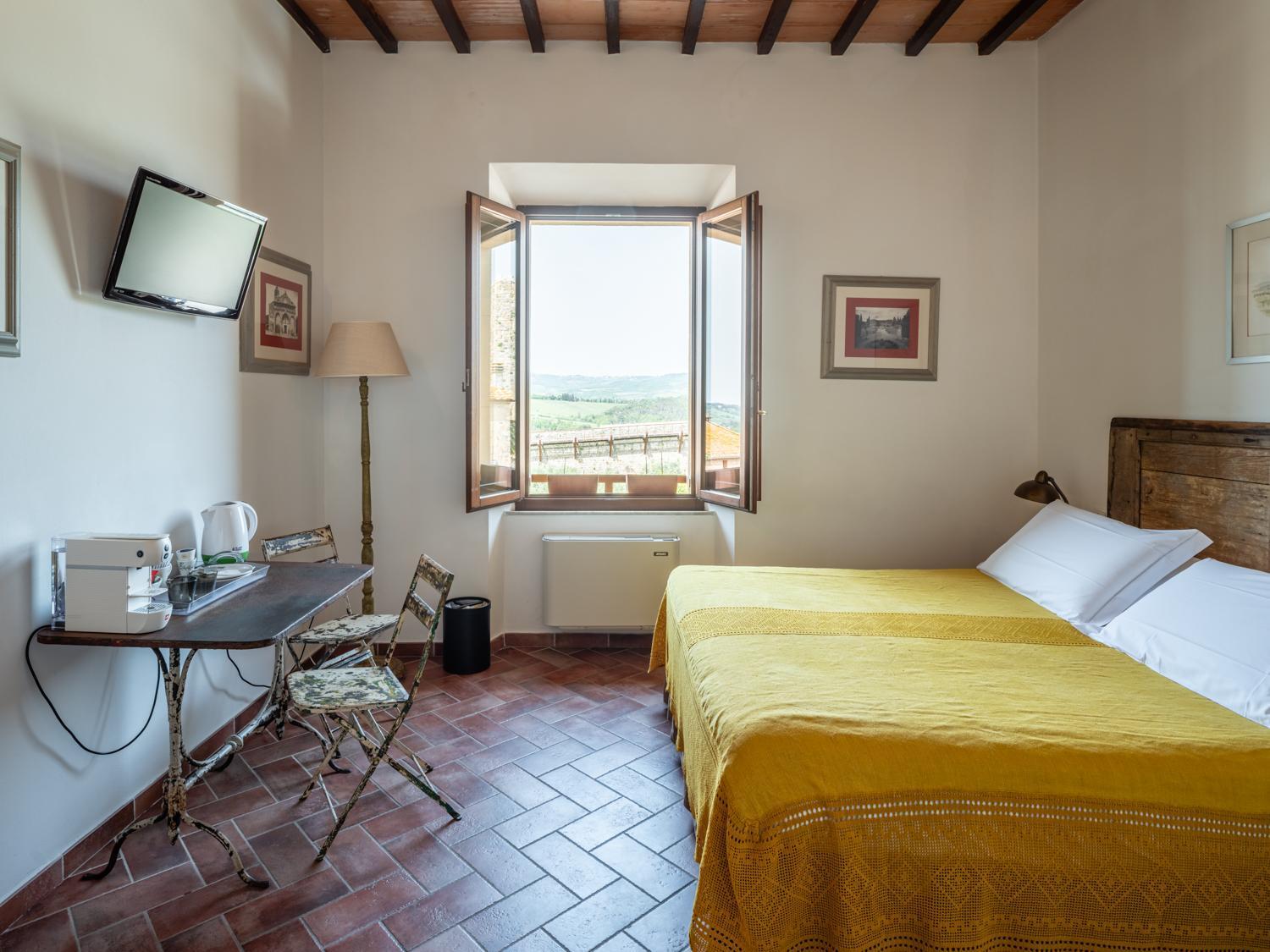 Rooms And Wine Al Castello Monteriggioni Exteriér fotografie